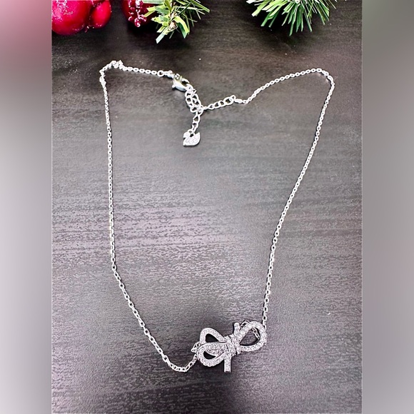 Swarovski Bow Necklace - Picture 2 of 9